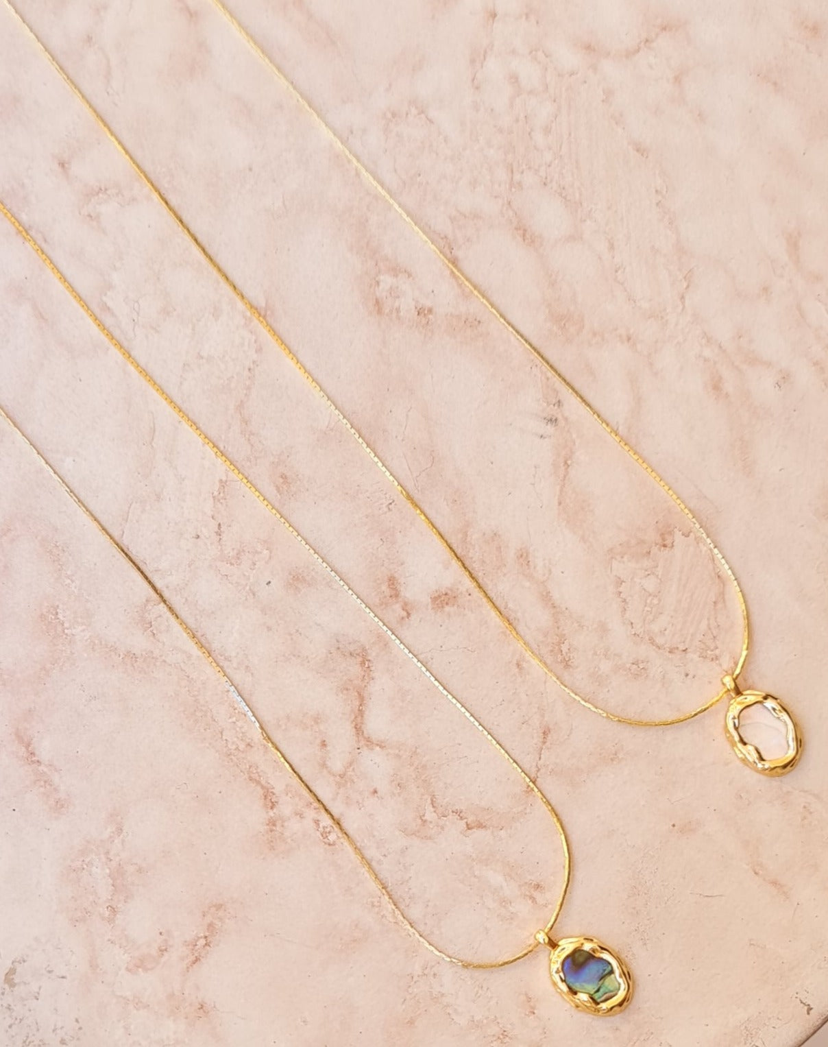 Simple Golden Chain Necklace With Gold Plated Pendant