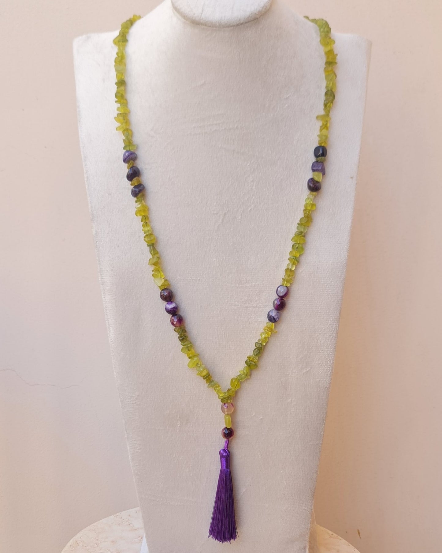 Agate & Stone Chips Long Necklace With Tassels