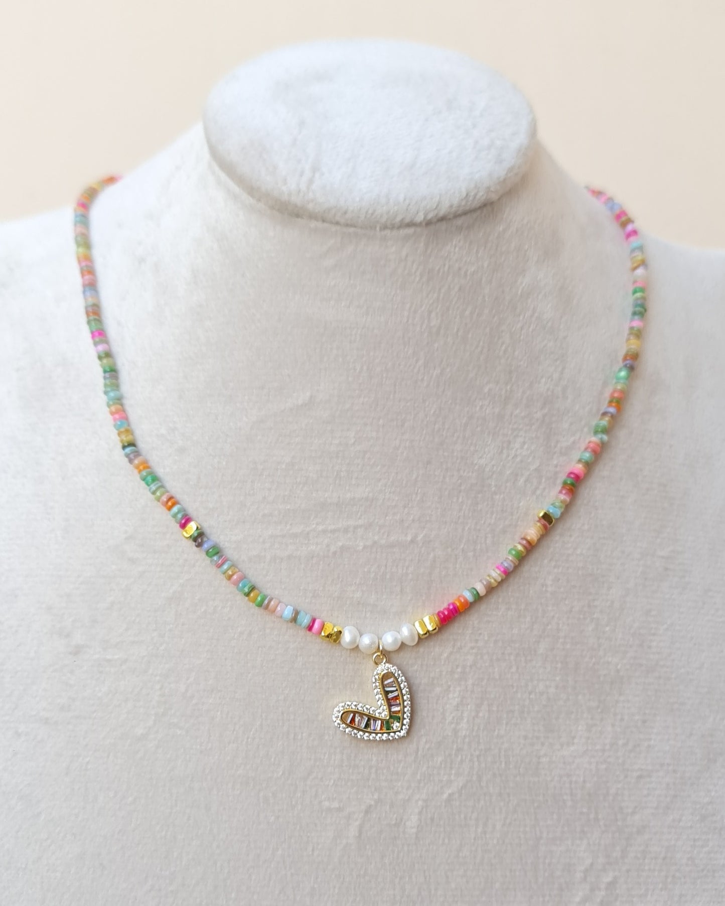 Colorful Mother Of Pearl Beads Necklace